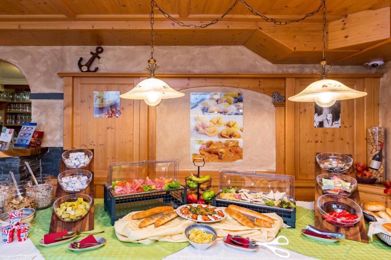 Zum Kleinen Italiener - Ristorante Pizzeria Pension غينبرغ المظهر الخارجي الصورة
